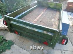 Twin axle heavy duty trailer