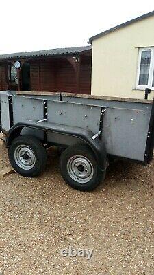 Twin axle trailer used