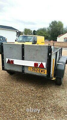 Twin axle trailer used