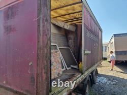 Wheelbase tandem axle twin wheel drawbar trailer on air with sliding side doors