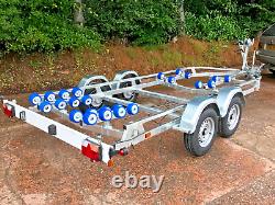 WhiteWater Glidelaunch Boat Trailer 2000kg braked twin axle