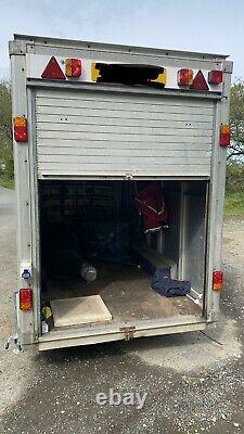 10ft X 5ft Boîte Remorque Twin Axle Nouvelles Portes Latérales Roller Door