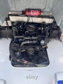 4.3 l V6 Maxum 1800 SR3 bateau à moteur. Remorque Snipe à double essieu