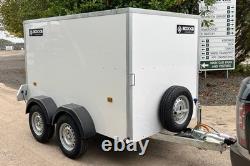 Boxxa 855TB 8' x 5' x 5' Remorque à double essieu freinée 2600kg Blanche