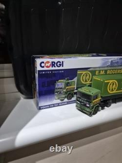 Corgi Volvo F10 avec remorque basculante à double essieu E. M. Rogers CC15504 150 Mint