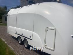 Eco-Trailer Velocity EVO / remorque fermée couverte pour voiture de course 3500 kg