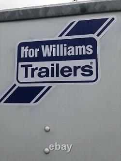 Ifor William Twin Axle Box Van Remorque