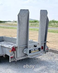 Ifor Williams GH94BT 9x4 pieds à double essieu (2700 kg) remorque pour pelle, nacelle et ciseaux de levage
