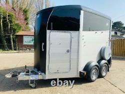Inutilisé 2020 Ifor Williams Hbx506 Twin Axle Horse Box C/w Saddle Storage