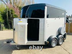 Inutilisé 2020 Ifor Williams Hbx506 Twin Axle Horse Box C/w Saddle Storage