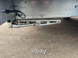 Nouveau remorque boîte 10 pieds x 6 pieds x 6 pieds H remorque automobile à double essieu 3m x 1,8m 2700kg rampe arrière