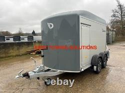 Nouveau remorque fourgon Debon C500 à double essieu en gris 2000KG PMA + porte + rampe + jantes en alliage