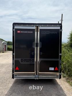 Nouvelle remorque fourgon boîte Brian James 10 pieds x 5 pieds 2 pouces à double essieu avec portes combinées noires