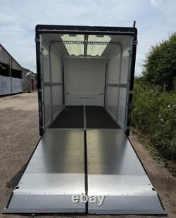 Nouvelle remorque fourgon boîte Brian James 10 pieds x 5 pieds 2 pouces à double essieu avec portes combinées noires