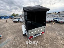 REMORQUE FOURGON 10 × 5 PIEDS DOUBLE ESSIEU NON FREINÉE 750 KG SUSPENSION AL-KO 3 m × 1,5 m