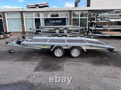 Remorque BEAVER TAIL à double essieu 13,4 pi x 6,9 pi 4 m x 2,1 m 2700 kg TAILLE DES ROUES 13
 <br/>