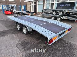 Remorque BEAVER TAIL à double essieu 13,4 pi x 6,9 pi 4 m x 2,1 m 2700 kg TAILLE DES ROUES 13	<br/> 