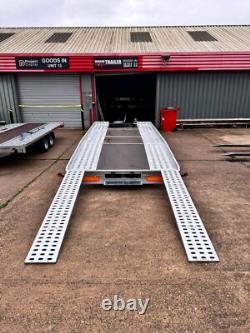 Remorque BEAVER TAIL à double essieu 15 pi 6,6 pi 4,5 m x 2 m 2700 kg TAILLE DE ROUE 13
