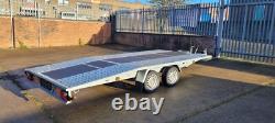 Remorque BEAVER TAIL à double essieu 15 pieds x 6,9 pieds 4,5 m x 2,1 m 2700 kg TAILLE DES ROUES 13