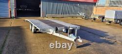 Remorque BEAVER TAIL à double essieu 15 pieds x 6,9 pieds 4,5 m x 2,1 m 2700 kg TAILLE DES ROUES 13
