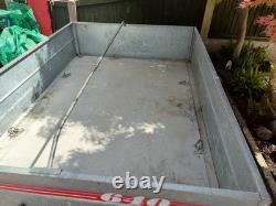 Remorque Caddy Trailer 640 à double essieu avec bâche imperméable, 6 pi x 4 pi, en acier