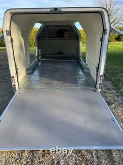 Remorque Eco-Trailer Velocity iQ / remorque de course fermée couverte de 3500 kg