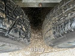 Remorque à bétail à deux essieux de 14 pieds Graham Edwards. Épandeur de moutons pour chargeur de tracteur JCB.