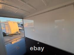 Remorque à caisse 12 pieds x 5 pieds remorque de voiture à double essieu 3,6 m x 1,5 m 2700 kg rampe arrière et porte