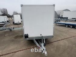 Remorque à caisse 3m x 1,8m 2700kg avec rampe arrière, double essieu, 10ft x 6ft x 6ftH