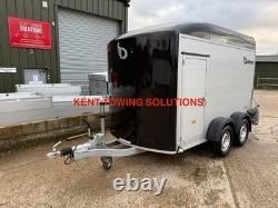 Remorque à caisse à double essieu Debon C500 d'occasion 2024 + porte + côtés en aluminium 2600KG SANS TVA