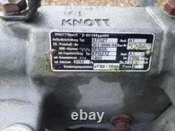 Remorque à double essieu Ifor Williams 10 pieds x 5,5 pieds avec côtés en cage et couverture de toit