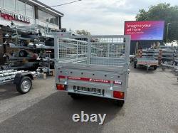 Remorque à double essieu de 750 kg 250 cm x 150 cm / 8 pi x 5 pi avec filet et côtés rabattables