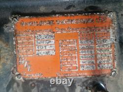 Remorque à timon, tandem à double essieu, roues jumelées, suspension pneumatique, avec portes latérales coulissantes