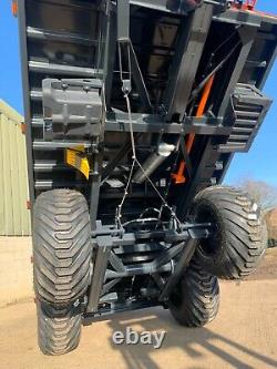 Remorque agricole 6 tonnes à double essieu avec basculement latéral Jacksta, porte arrière à 2 voies, LED's