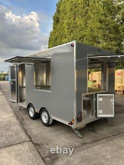 Remorque de cuisine Teale SupaLite, traiteur à double essieu, comptoirs en acier inoxydable 2700 kg