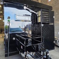 Remorque de restauration mobile de luxe noire à double essieu avec unité de street food à LED