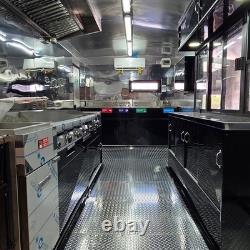 Remorque de restauration mobile de luxe noire à double essieu avec unité de street food à LED