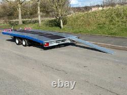 Remorque de transport de voiture à double essieu 4,5 m x 2,1 m 2700 kg 14,7 pi x 6,8 pi Prix + TVA