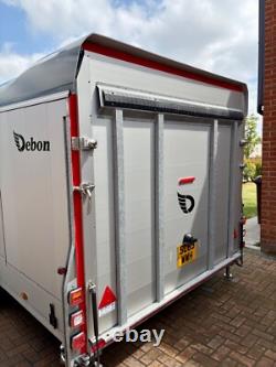 Remorque de transport de voitures fermée Debon C2000 Box Van