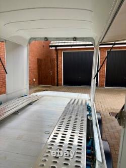 Remorque de transport de voitures fermée Debon C2000 Box Van