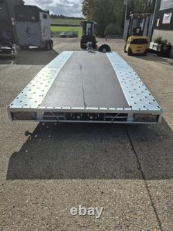 Remorque de voiture à plateau incliné Bateson 355B 5m x 2.1m 3500kg à double essieu, treuil et rampes Remorque de voiture à plateau incliné Bateson 355B 5m x 2.1m 3500kg à double essieu, treuil et rampes