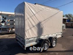 Remorque double essieu 10 × 5 pieds avec armature haute et bâche NON FREINÉE 750 kg 300 cm × 150 cm Remorque double essieu 10 × 5 pieds avec armature haute et bâche NON FREINÉE 750 kg 300 cm × 150 cm
