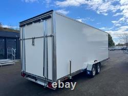 Remorque fourgon à double essieu, toute neuve, 6 m x 2 m x 2 m, avec rampe et porte latérale, 2700 kg