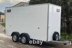 Remorque fourgon boîte de 12 pieds 12' x 5' x 6'6 - double essieu freiné 2600 kg