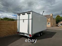 Remorque fourgon neuve 4 m x 2 m x 2 m à double essieu avec rampe 2700 kg