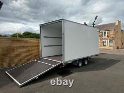 Remorque fourgon neuve 4 m x 2 m x 2 m à double essieu avec rampe 2700 kg
