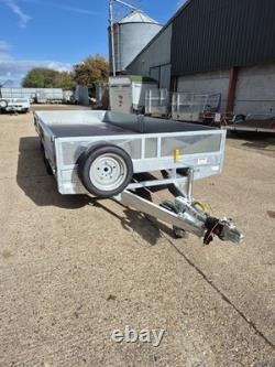 Remorque plateforme Bateson 3550 3500kg Ptra Double essieu côtés et rampes 16' x 6'6 Remorque plateforme Bateson 3550 3500kg Ptra Double essieu côtés et rampes 16' x 6'6