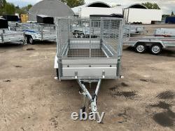 Remorque pour voiture 8,7 pi x 4 pi 750 kg à double essieu, plateau à ridelles grillagées de 800 mm avec rampe arrière rabattable