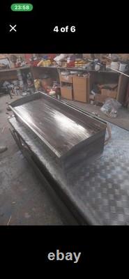 Remorque tractable à double essieu avec plaque de cuisson au gaz GPL de 1200 mm