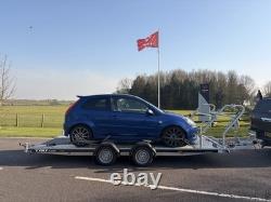 Tiki 3500 kg, remorque porte-voiture à deux essieux. Pas Brian James Trailers.